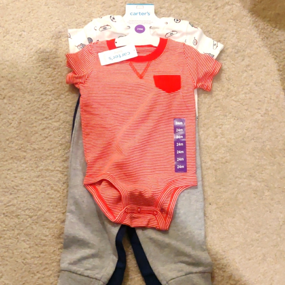 New! 24m Carter's baby 4 PC onesie and pants set